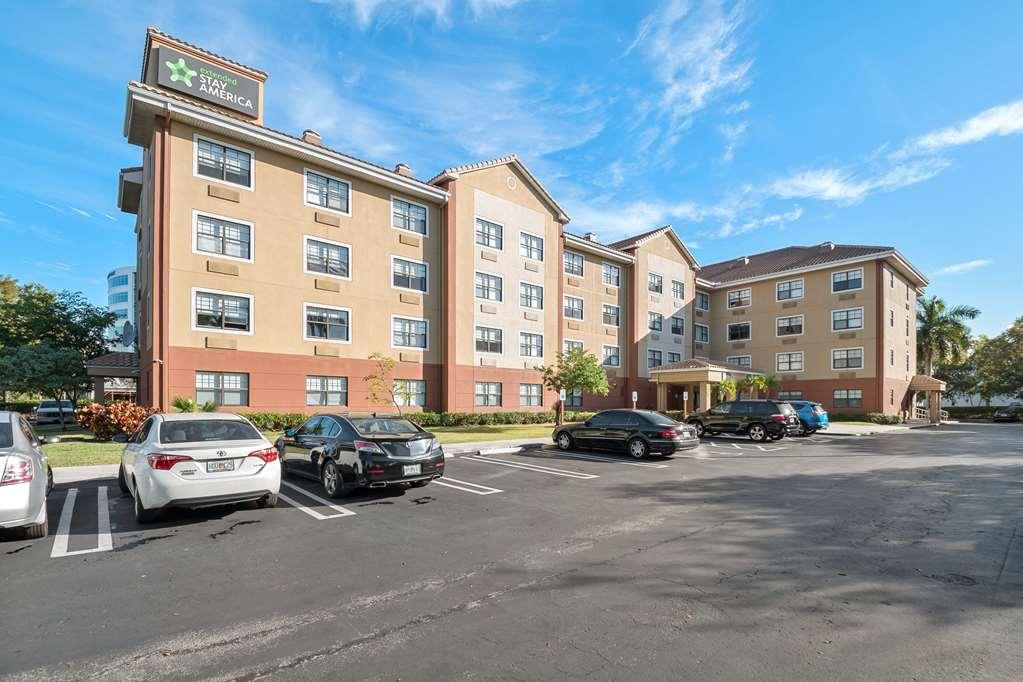 Extended Stay America Premier Suites - Miami - Airport - Doral - 87Th Avenue South Sweetwater Exterior photo