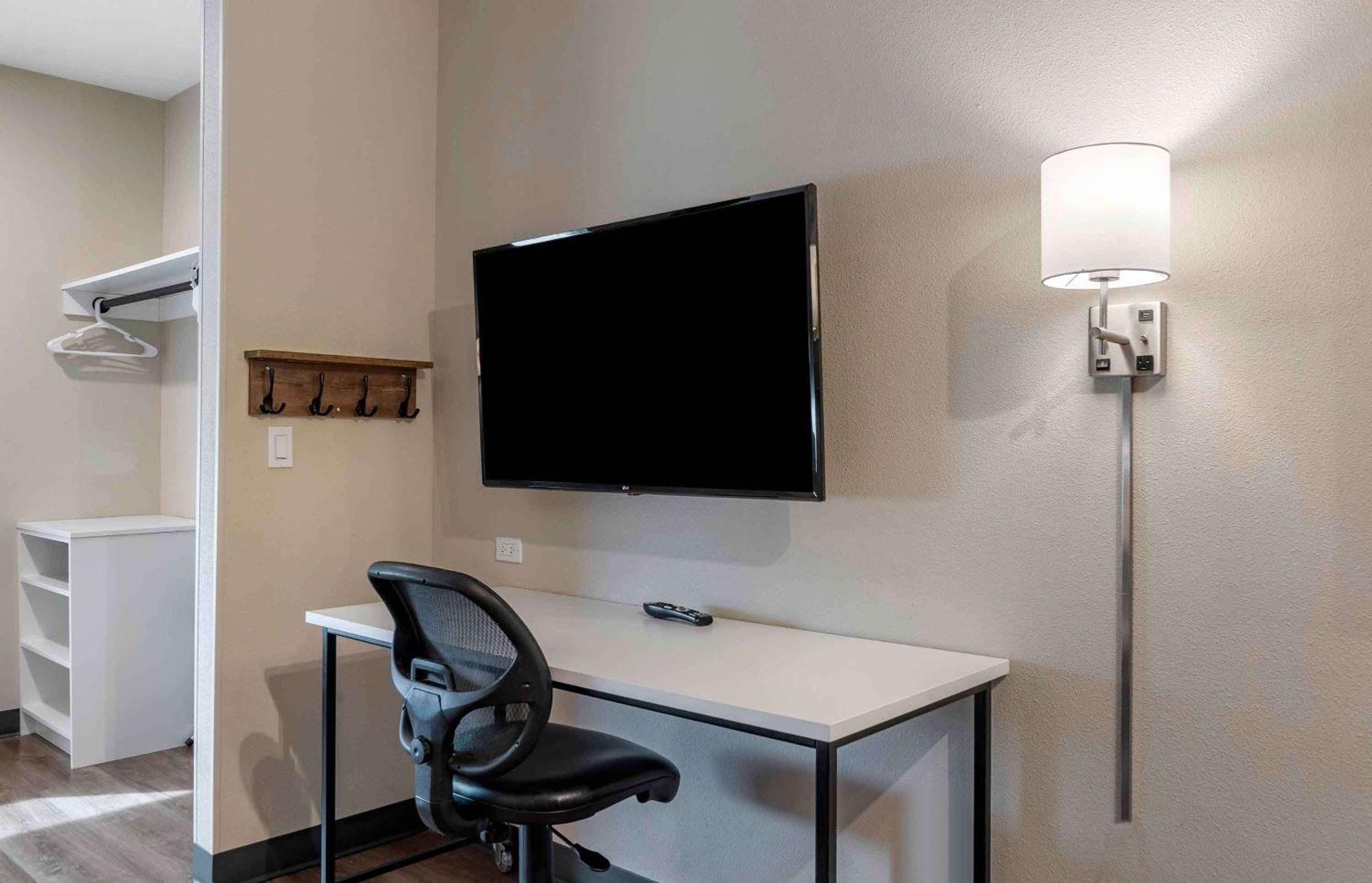 Extended Stay America Premier Suites - Miami - Airport - Doral - 87Th Avenue South Sweetwater Exterior photo