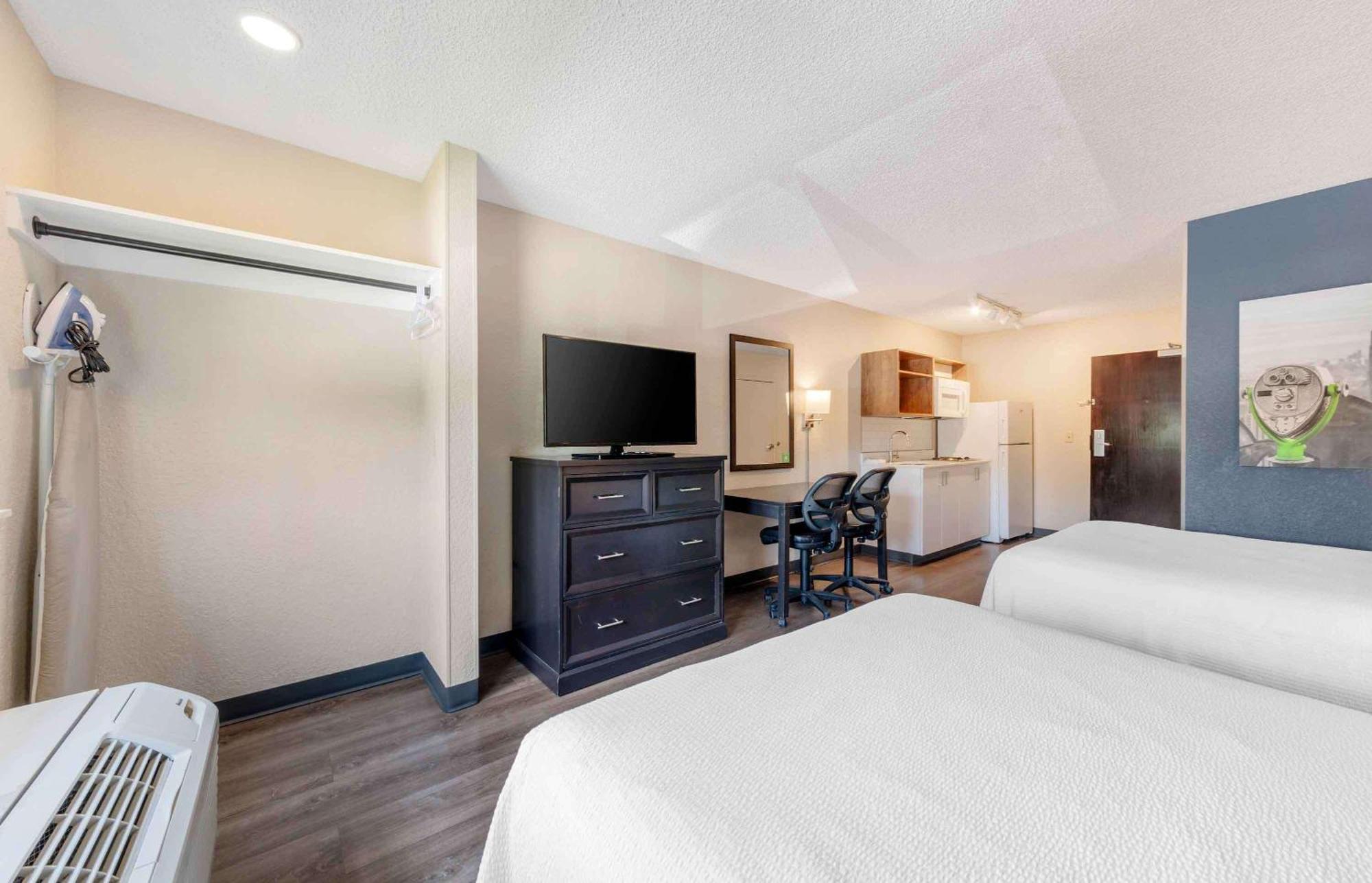 Extended Stay America Premier Suites - Miami - Airport - Doral - 87Th Avenue South Sweetwater Exterior photo