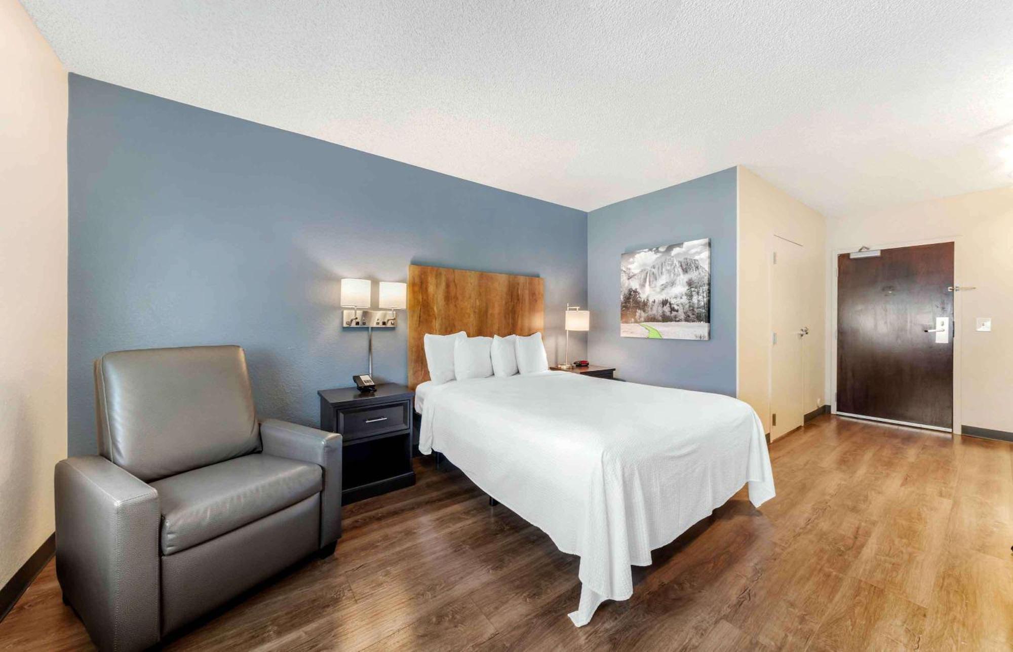 Extended Stay America Premier Suites - Miami - Airport - Doral - 87Th Avenue South Sweetwater Exterior photo