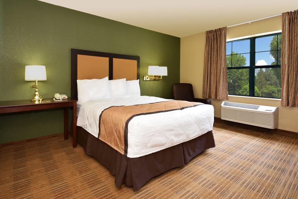 Extended Stay America Premier Suites - Miami - Airport - Doral - 87Th Avenue South Sweetwater Exterior photo