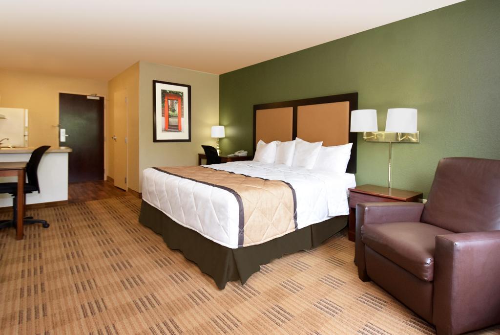 Extended Stay America Premier Suites - Miami - Airport - Doral - 87Th Avenue South Sweetwater Exterior photo