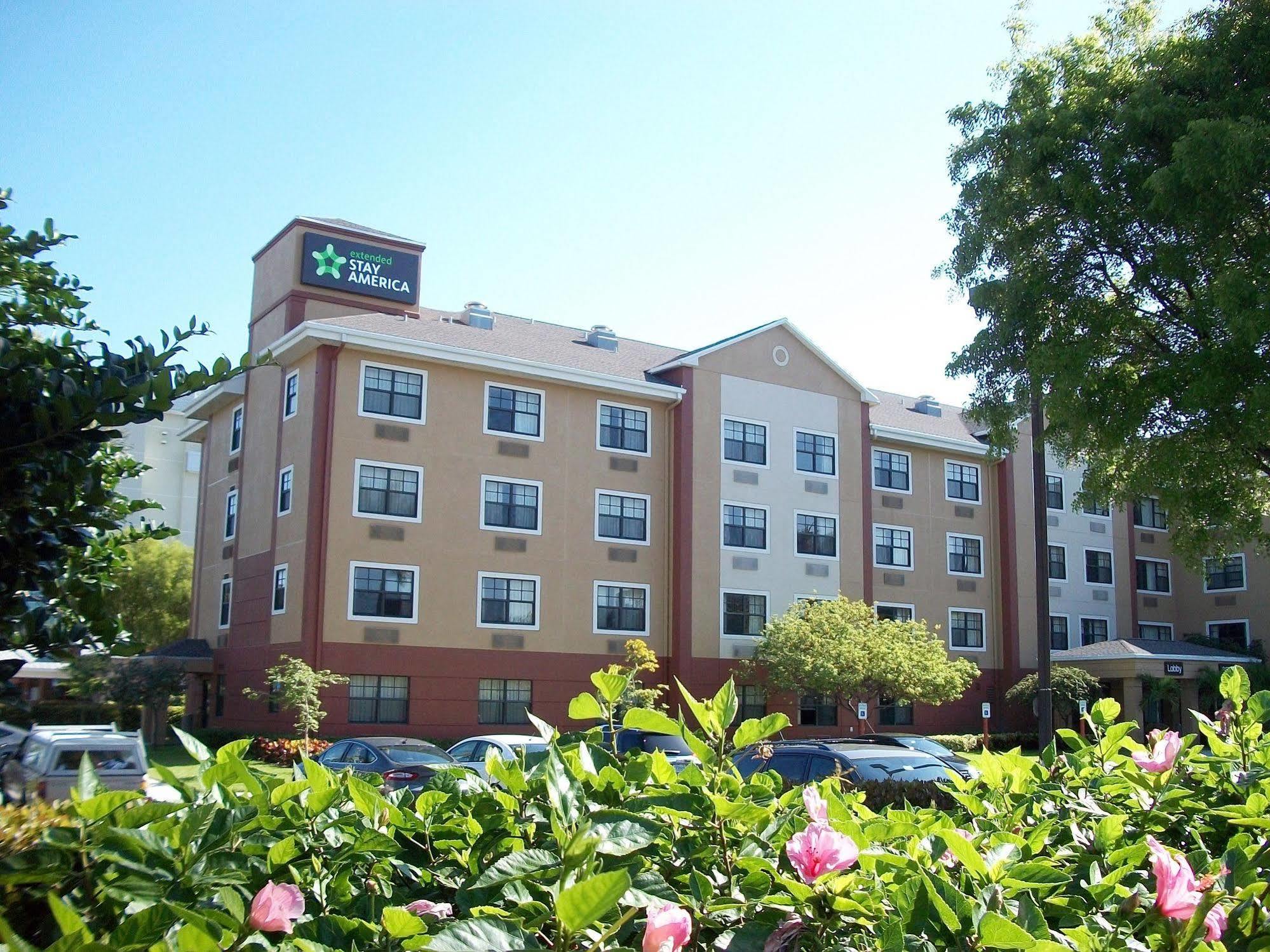 Extended Stay America Premier Suites - Miami - Airport - Doral - 87Th Avenue South Sweetwater Exterior photo
